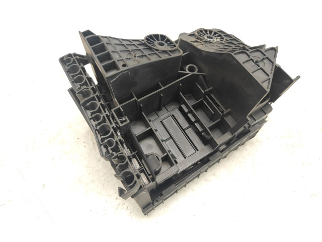 Блок предохранителей 1K0937629A, 1K0937132F Volkswagen Golf Plus