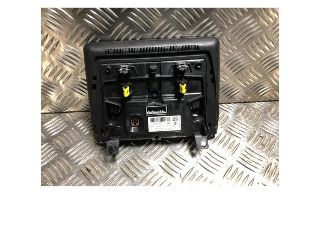 Дисплей       Renault Clio V