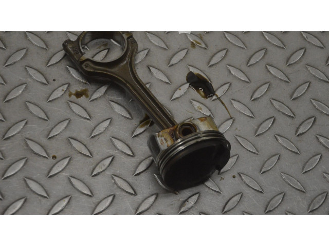 Поршень CJZB 04EE Volkswagen Golf VII