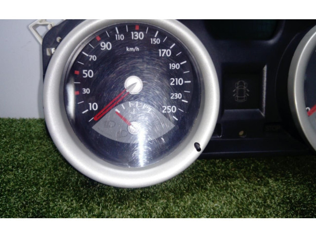 Přístrojová deska Renault Megane II 2004 8200399695