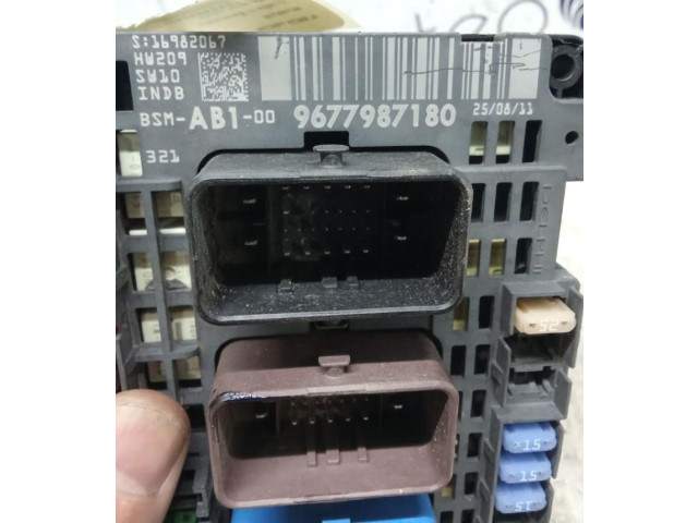 Блок предохранителей 9677987180 Citroen C4 I