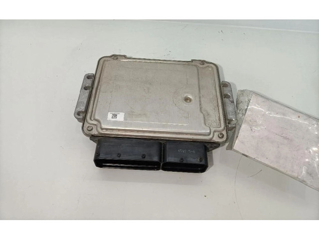 Блок управления двигателя 51853776 Lancia Delta