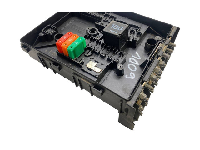 Блок предохранителей 1K0937125A, 0801487957E Volkswagen Caddy