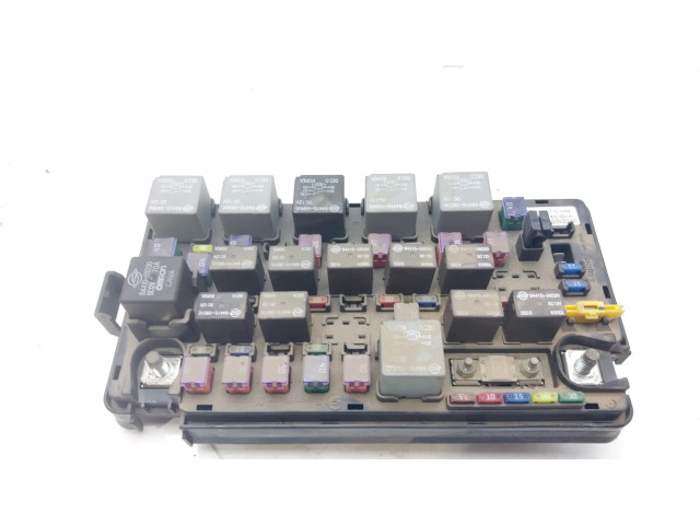 Блок предохранителей 8239031033   SsangYong Actyon sports I    