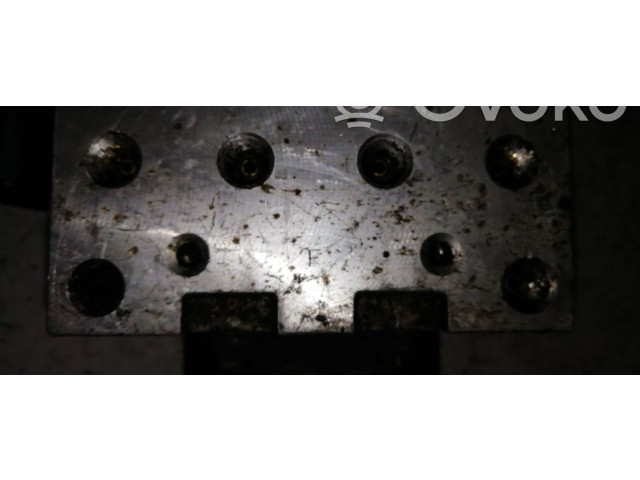 Блок АБС    Toyota  Corolla Verso E121  2001 - 2004 года