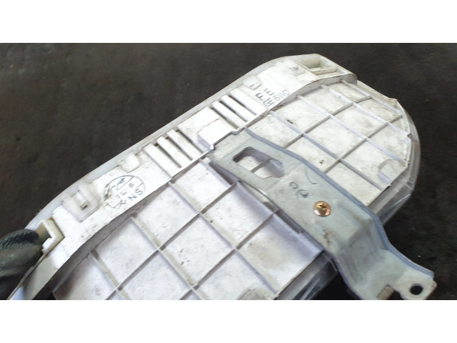 Панель приборов GE6WD   Mazda 626       