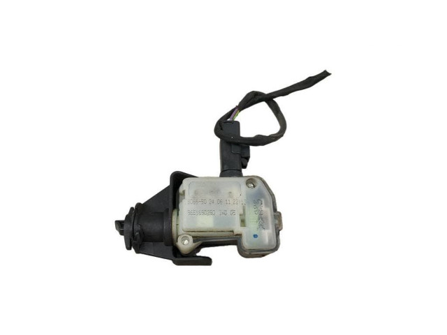 Электрический замок крышки