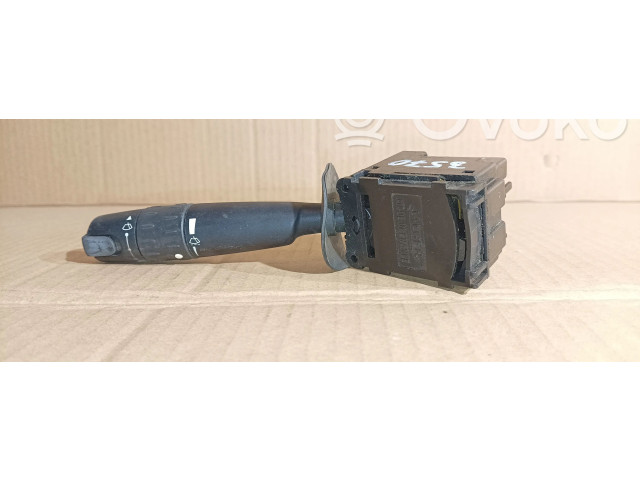 Ручка стеклоочистителей 9606378577, 33689501 Peugeot 605