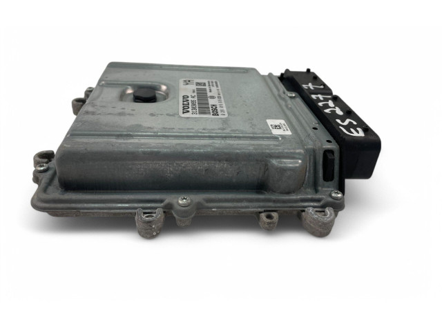 Блок управления двигателем Блок управления 31303095AC, 0281016616   Volvo V70