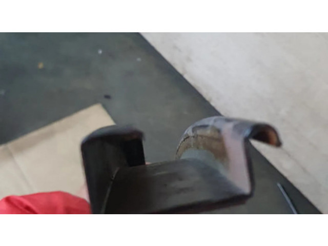 Верхняя лыжа