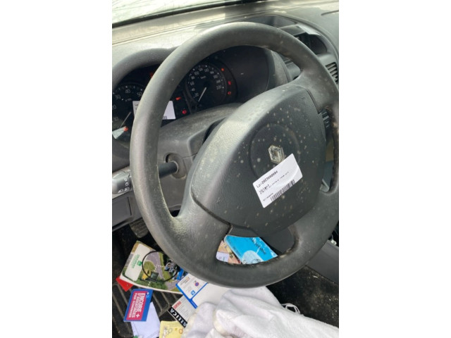 Руль Renault Clio II  2001 - 2005 года 8200057418      