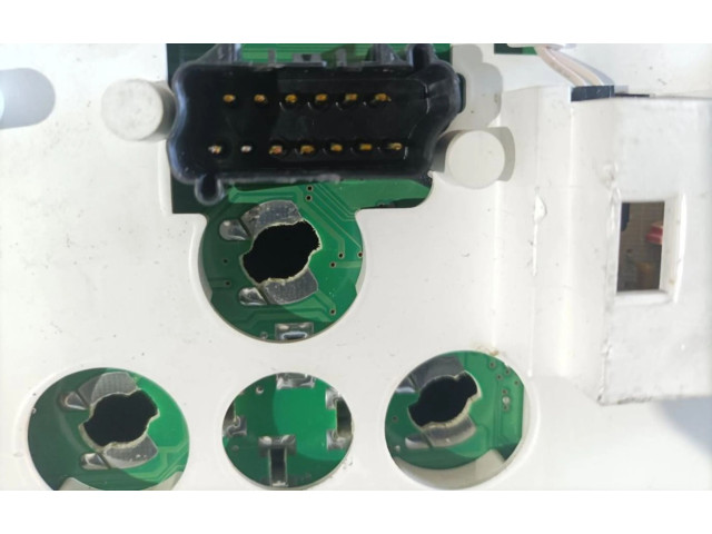 Přístrojová deska Chrysler Voyager R987AB