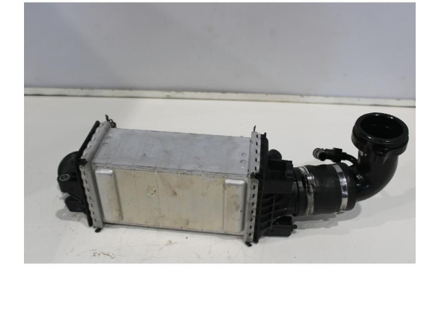 Интеркулер  HW291004   Alfa Romeo Stelvio 