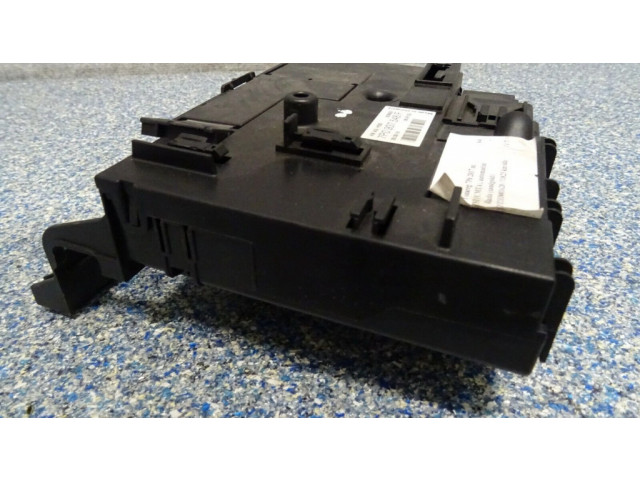 Pojistková skříňka 7P0937548 Volkswagen Touareg II 2013