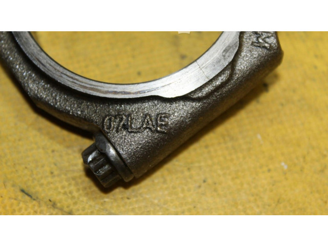 Píst 07L107103R   Audi A8 S8 D3 4E     