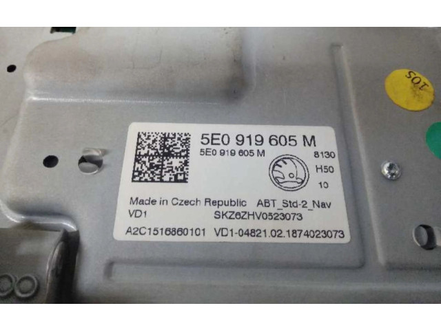 Дисплей 5E0919605M, 5E0919605M Skoda Octavia Mk3 (5E)