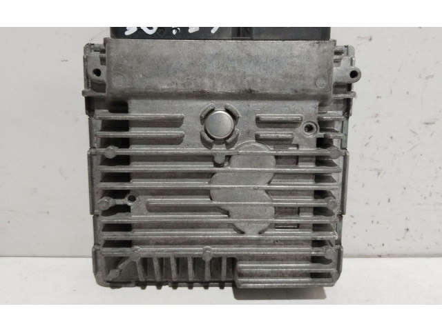 Блок управления двигателя 03L906023LM Skoda Rapid (NH)