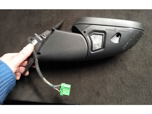 Зеркало электрическое        Volvo V70  2000 - 2004 года   