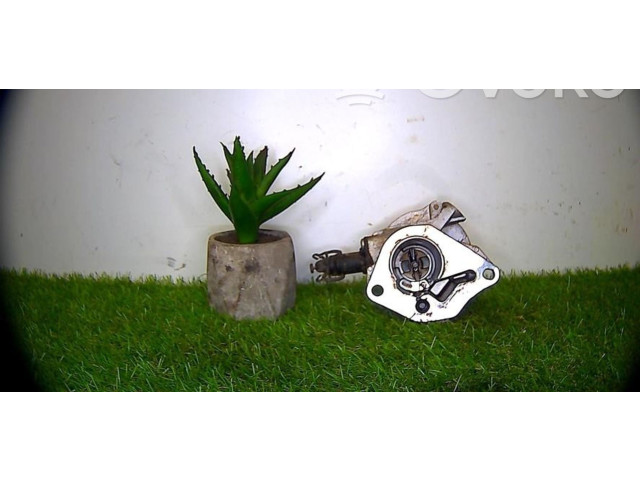 Вакуумный насос Renault Clio III 2005 - 2012 года