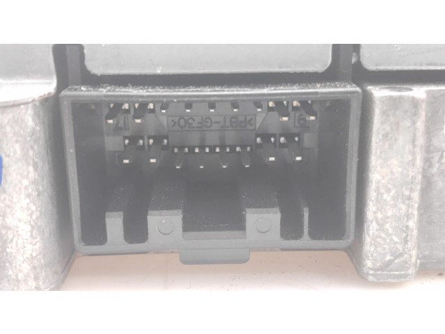 Блок управления 97RA012103, A002103 Jaguar XJ X350