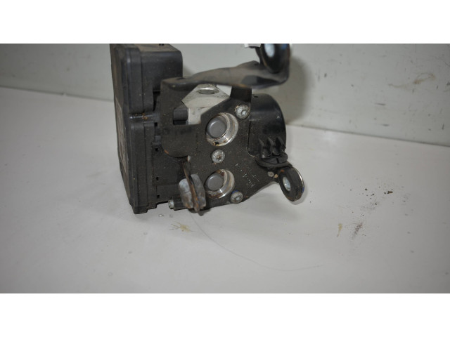 Блок АБС 31329137   Volvo  S60  2011 - 2013 года