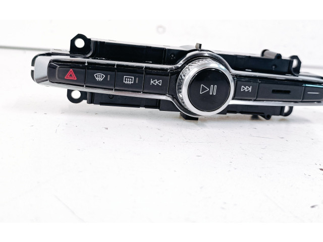 Блок управления климат-контролем 31456673, 23W312 Volvo XC40