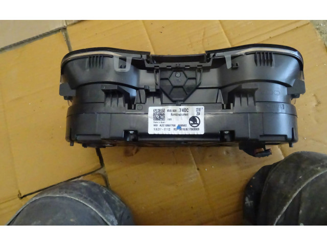 Панель приборов 6V0920740C, 008502   Skoda Fabia Mk3 (NJ)       