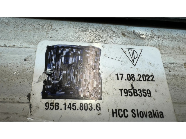 Интеркулер 95B145803G Porsche Macan 2.9