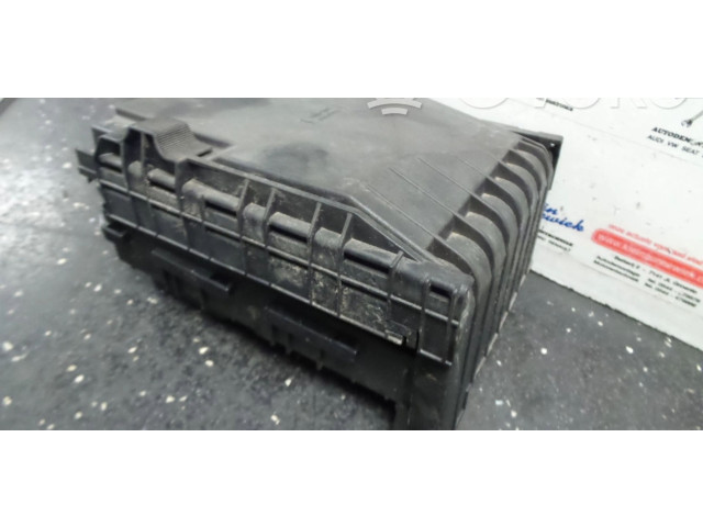 Pojistková skříňka 3C0937125A Volkswagen Tiguan 2013