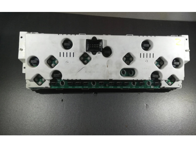 Панель приборов Jeep Grand Cherokee