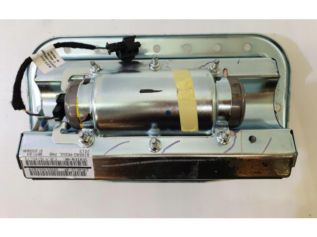 Подушка безопасности пассажира    BMW X3 F25