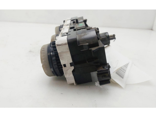 Блок управления климат-контролем MR201365 Mitsubishi Colt