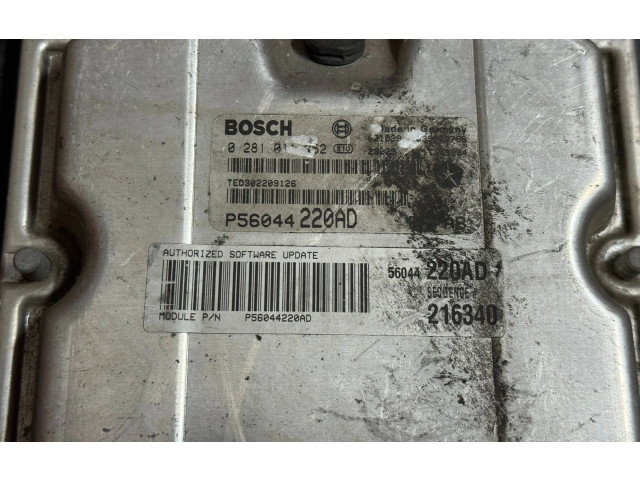 Блок управления двигателя P56044220AD, 0281011152 Jeep Cherokee