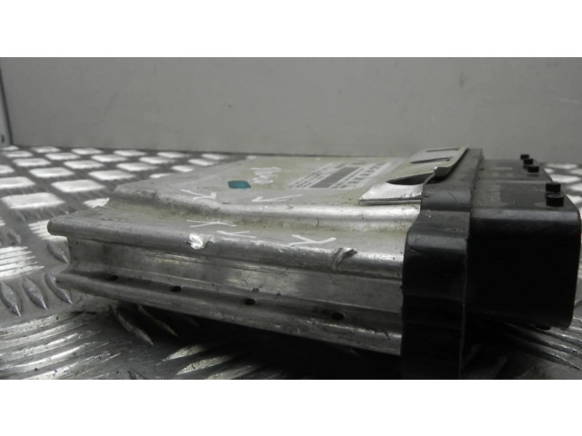 Блок управления 04E907309BM, E1040 Skoda Yeti (5L)