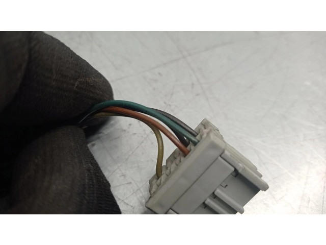 Зеркало электрическое правое MG ZR 2001-2005 года