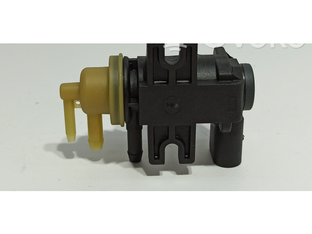 Вторичный воздушный насос 04L131051M Audi A1 2010 - 2018 года