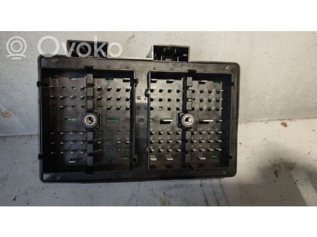 Блок предохранителей 96821082 Chevrolet Captiva