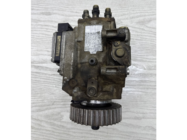 Топливный насос 059130106M, 0470506037 Audi A4 S4 B6 8E 8H