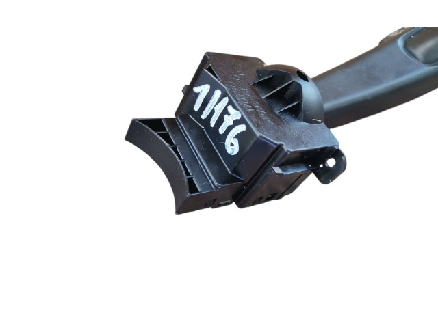 Ручка стеклоочистителей 8682869 Volvo V50