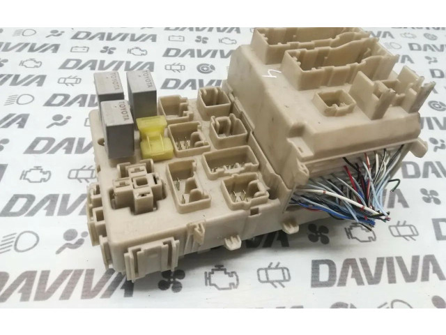 Блок предохранителей  1485   Toyota Corolla Verso AR10    