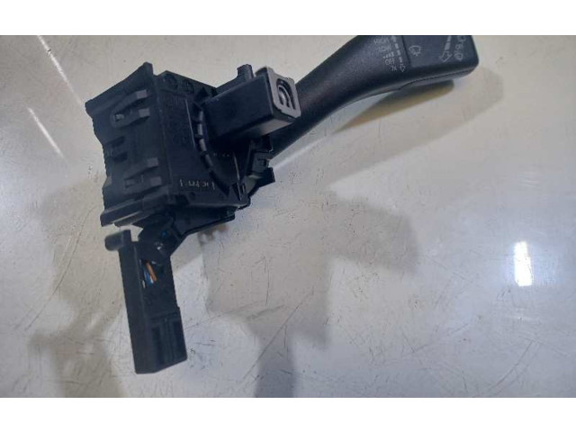 Ручка стеклоочистителей 1K0953519H, 01203514   Volkswagen Golf SportWagen