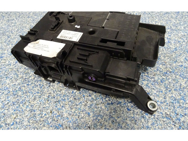 Pojistková skříňka 7P0937548 Volkswagen Touareg II 2013