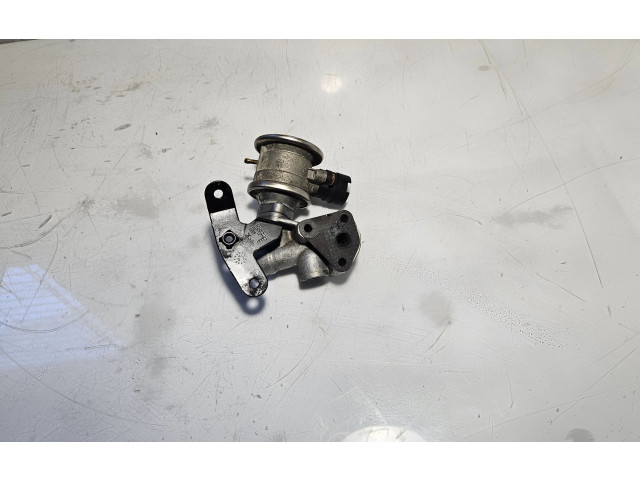 Клапан EGR 06A131102A Skoda Octavia Mk2 (1Z)