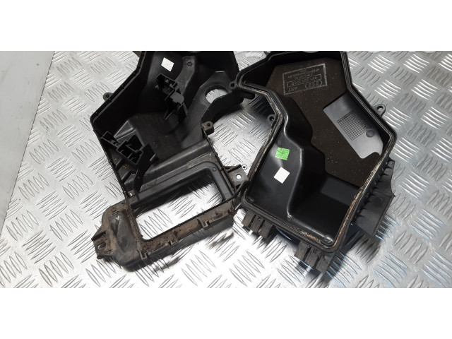 Блок предохранителей  4F1937575A, 4F1937676B   Audi A6 S6 C6 4F    