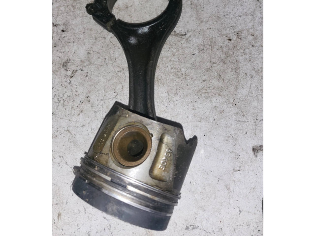 Поршень с шатуном 8340E Jeep Grand Cherokee (WK) для дизельного двигателя 3.0