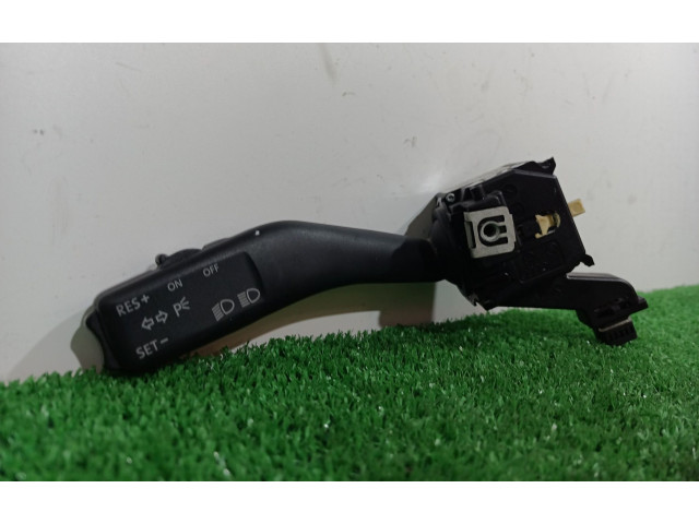 Ручка поворотов/ фонарей 1K0953513A, 1K0953513A   Skoda Octavia Mk2 (1Z)