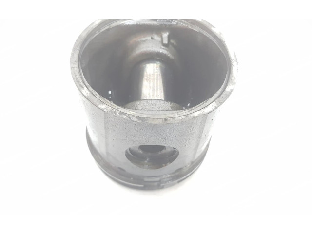 Поршень с шатуном D21L ERR2410, XH226K108AA Land Rover Discovery