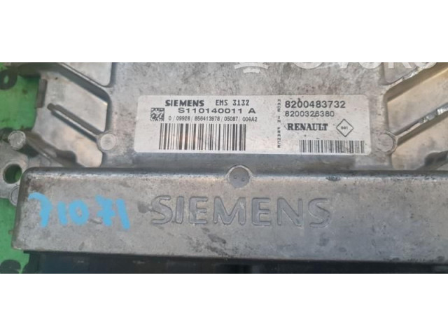 Блок управления двигателем Блок управления 8200483732, S110140011A Dacia Logan I