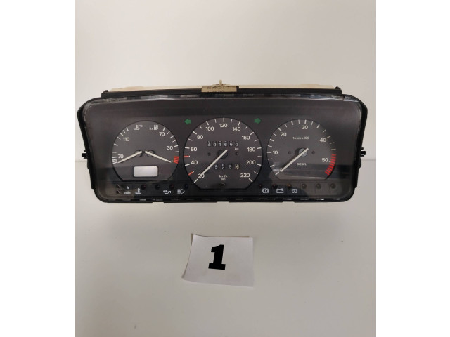 Панель приборов 5220032310   Volkswagen PASSAT B4       