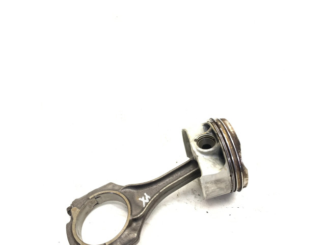 Píst 7647339 BMW 7 F01 F02 F03 F04 pro benzínový motor 4.4 N63 B44 B